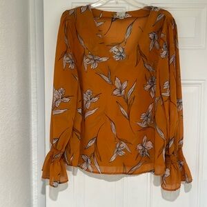 A new day from target beautiful yellow Fall  floral top XL L